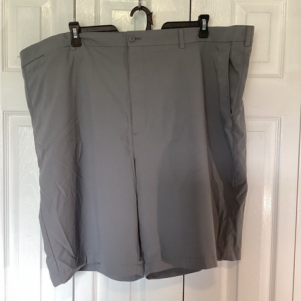 Roundtree & Yorke - Big & Tall Men’s Performance Dk Gray Flat Front Shorts - 48B